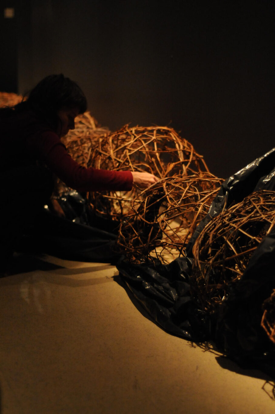 05 Perfo Au pied du mur 2008 Nathalie Levasseur artiste